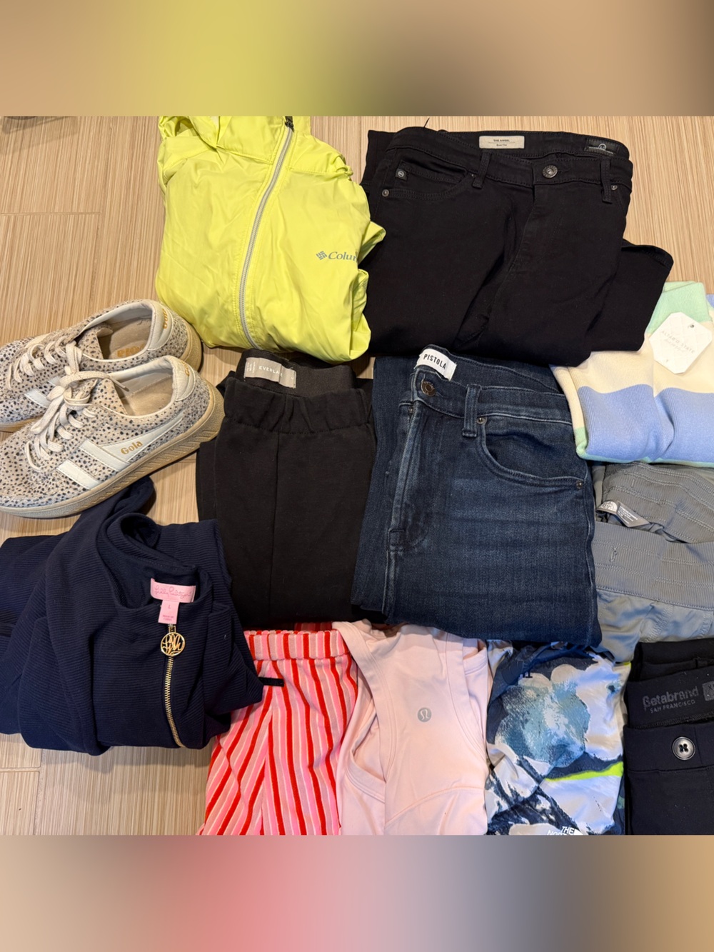 Resellers lot 24 piece bundle- womens clothes